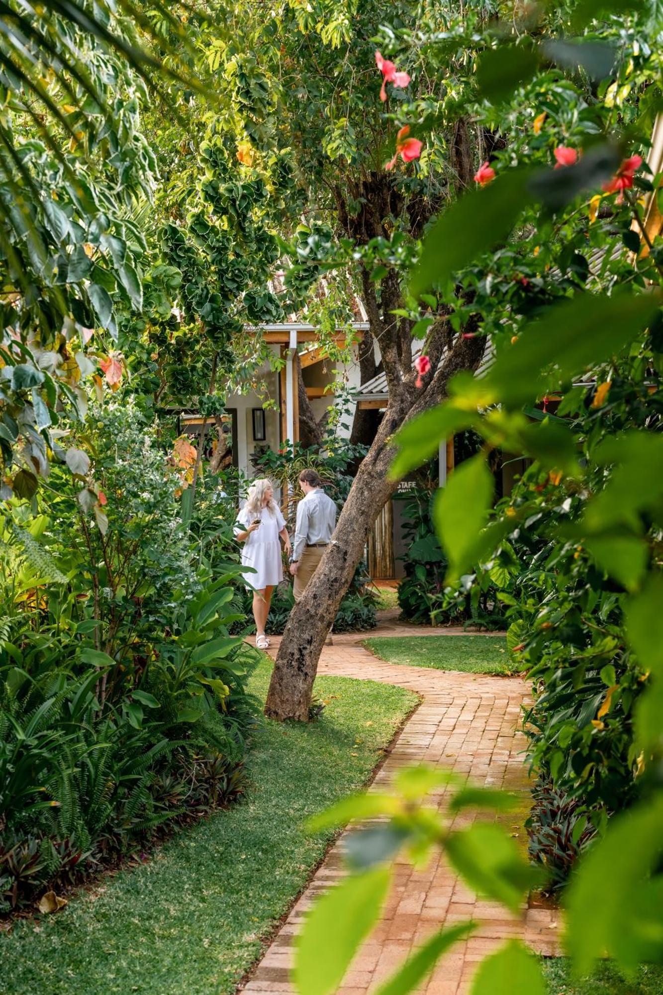 Shongwe Oasis Hotel Victoria Falls Exterior foto